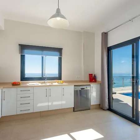 Villa Ladera Vista By *