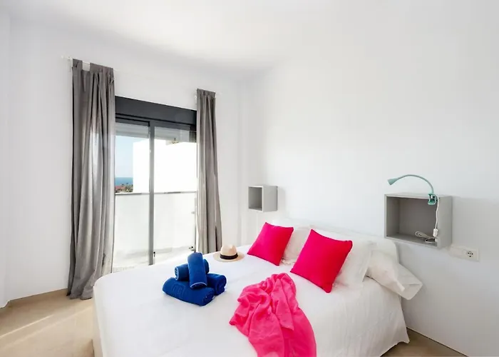 Ladera Vista By Villa