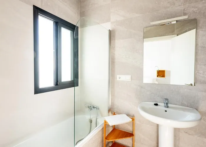 Ladera Vista By Villa