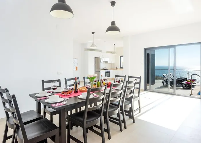 Villa Ladera Vista By *